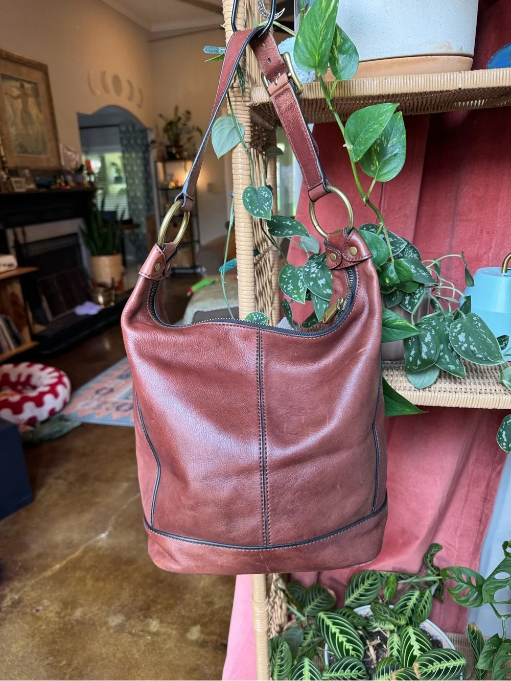 Fossil Maddox Leather Shoulder Bucket Bag - Perfect Condition